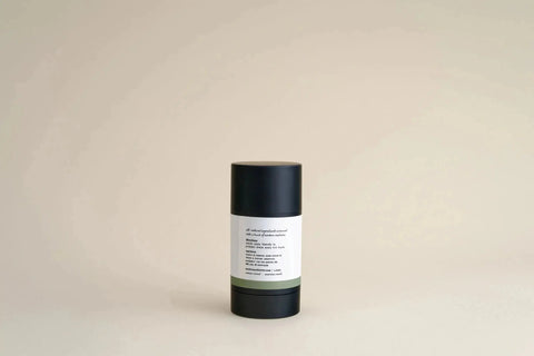 Medicated Extra Strength Callus Repair Balm with lemon, tea tree, eucalyptus, and peppermint oils, enriched with urea and clotrimazole for intensive foot repair.